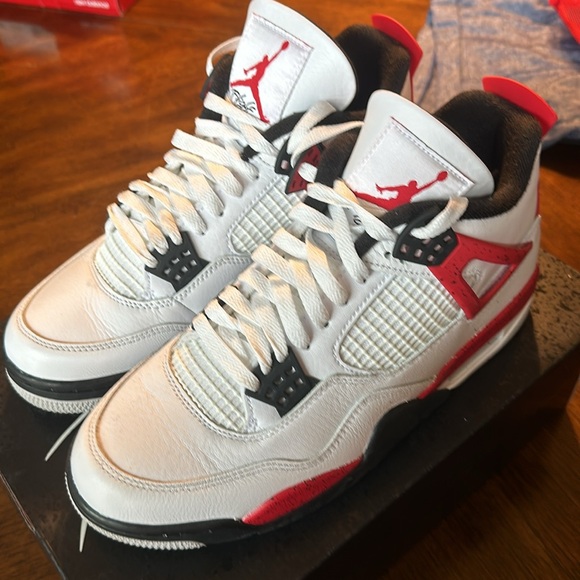 Air Jordan 4 Retro Mens 8.5 main image 5